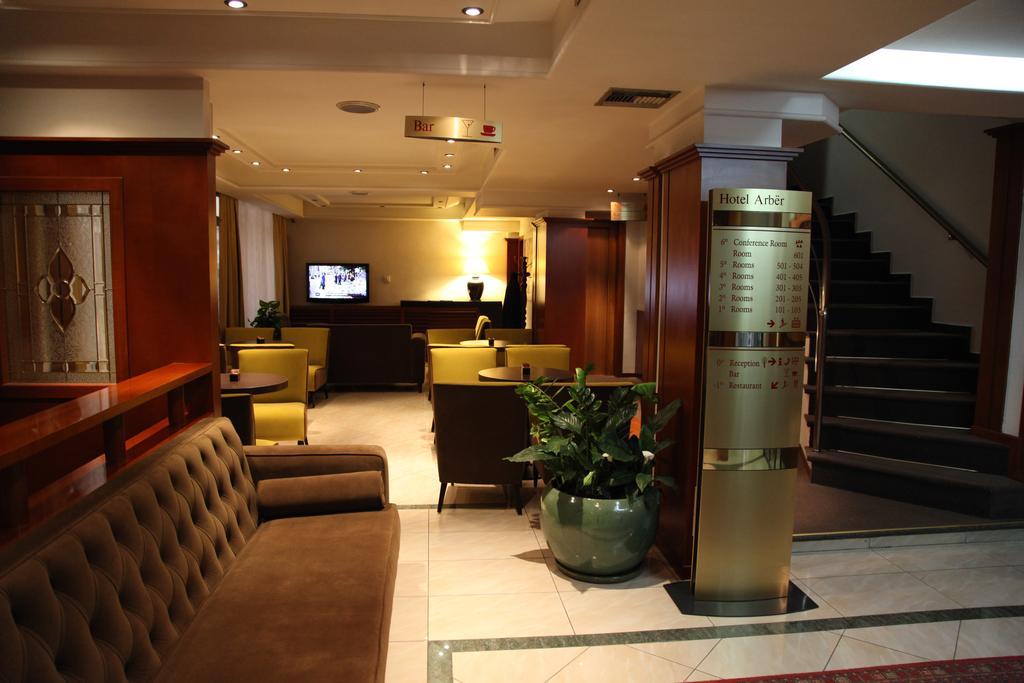 Arber Hotel Tirana Exteriör bild